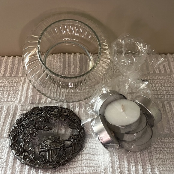 Vintage Rawcliffe Pewter 1998 & Glass bottom 🌹 - Picture 2 of 16